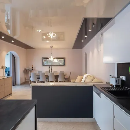 Beachfront - Private Heated Pool Villa *