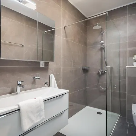 Beachfront - Private Heated Pool Villa