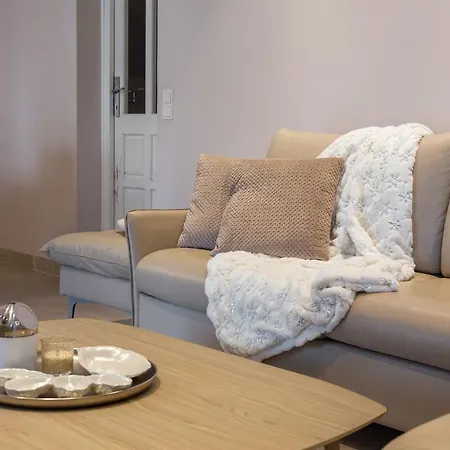 Beachfront - Private Heated Pool Villa