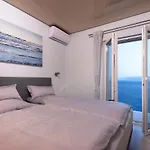 Villa Beachfront - Private Heated Pool *