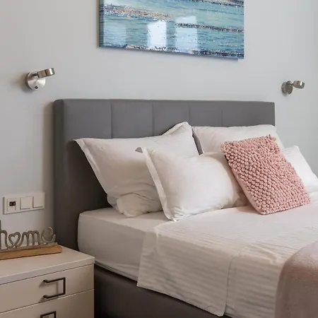 וילה Beachfront - Private Heated Pool