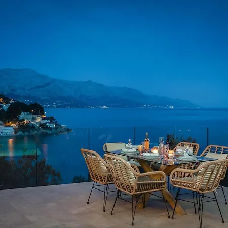 Villa Beachfront - Private Heated Pool *