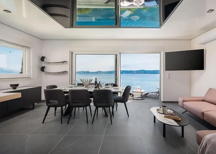 Beachfront - Private Heated Pool